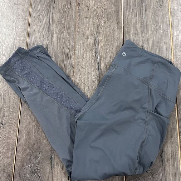 Lululemon Run Smoothly 25” - Picture 1 of 3